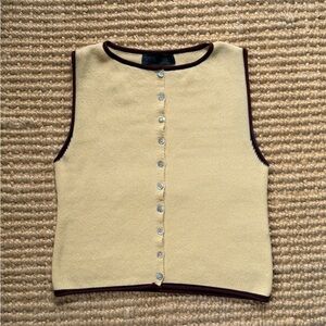 Contrast Trim Sleeveless Button-Up